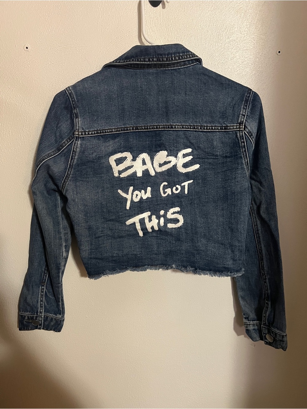 REFUGE Classic Cotton Cropped Graphic Denim Jacket Blue White Women's Size Small